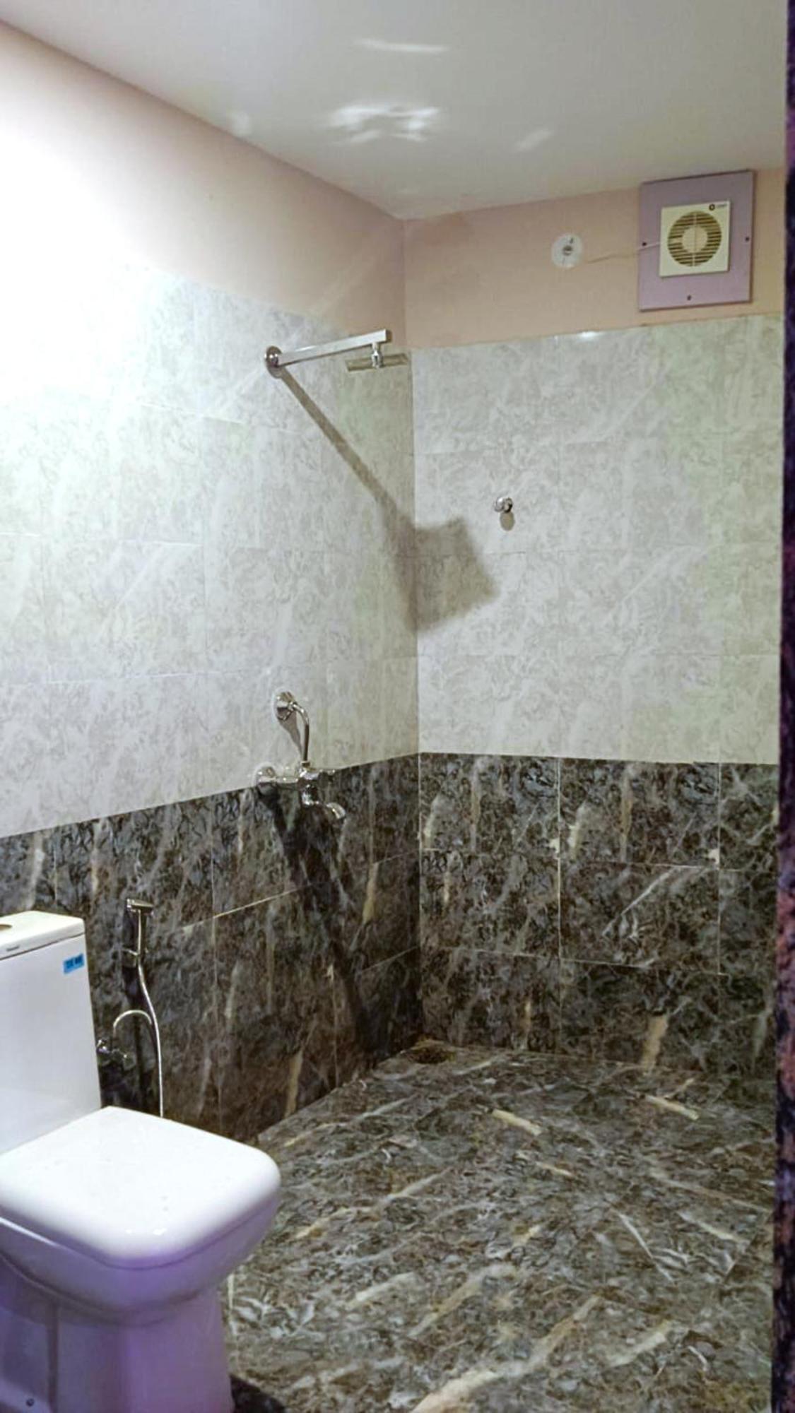 Hotel Kashi Inn Raj Ghat Varanasi Bagian luar foto