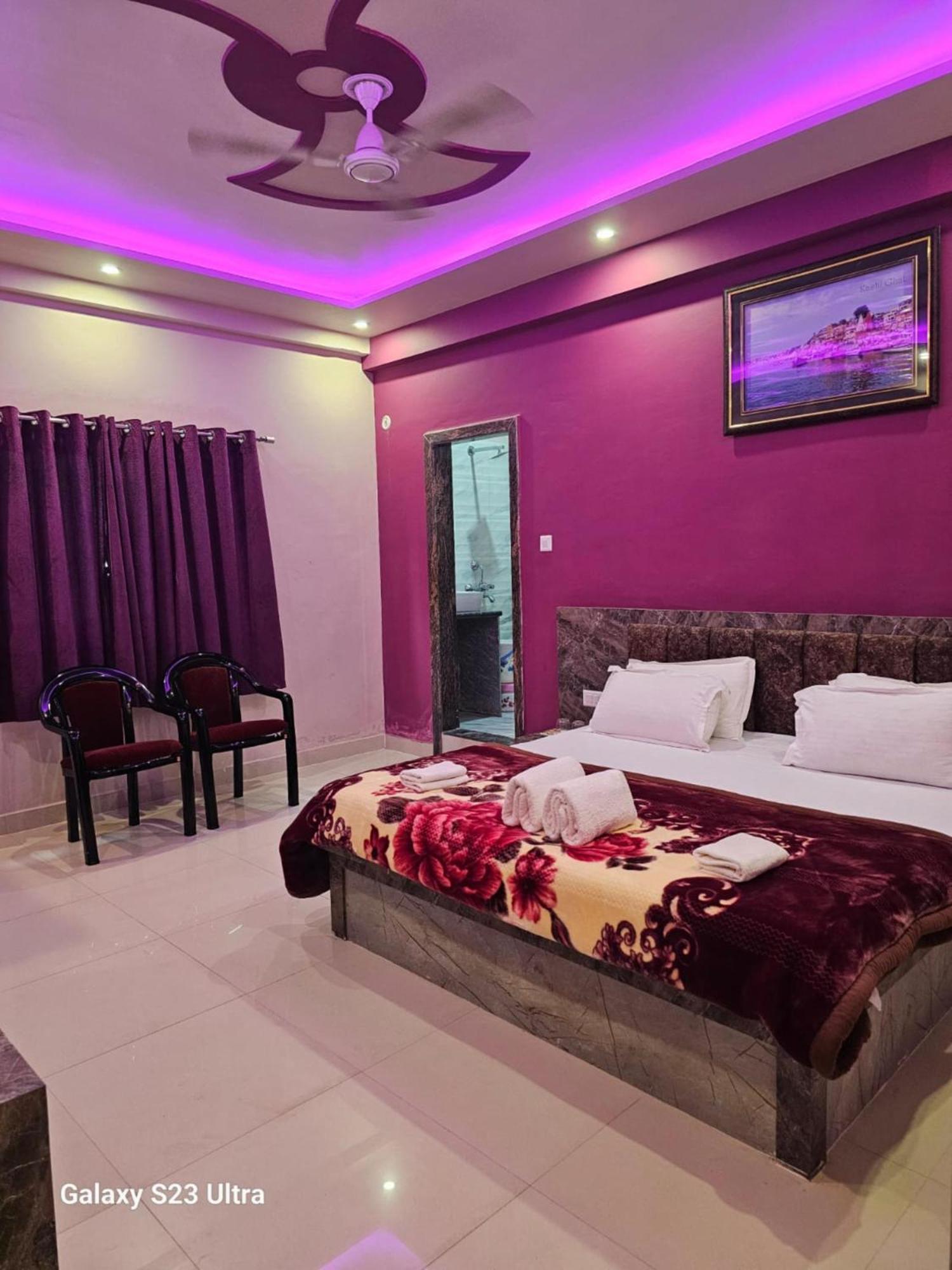 Hotel Kashi Inn Raj Ghat Varanasi Bagian luar foto